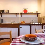 Landgut Biancospino Mit Gemeinschaftspool By Interhome شقة Barberino di Val dʼElsa